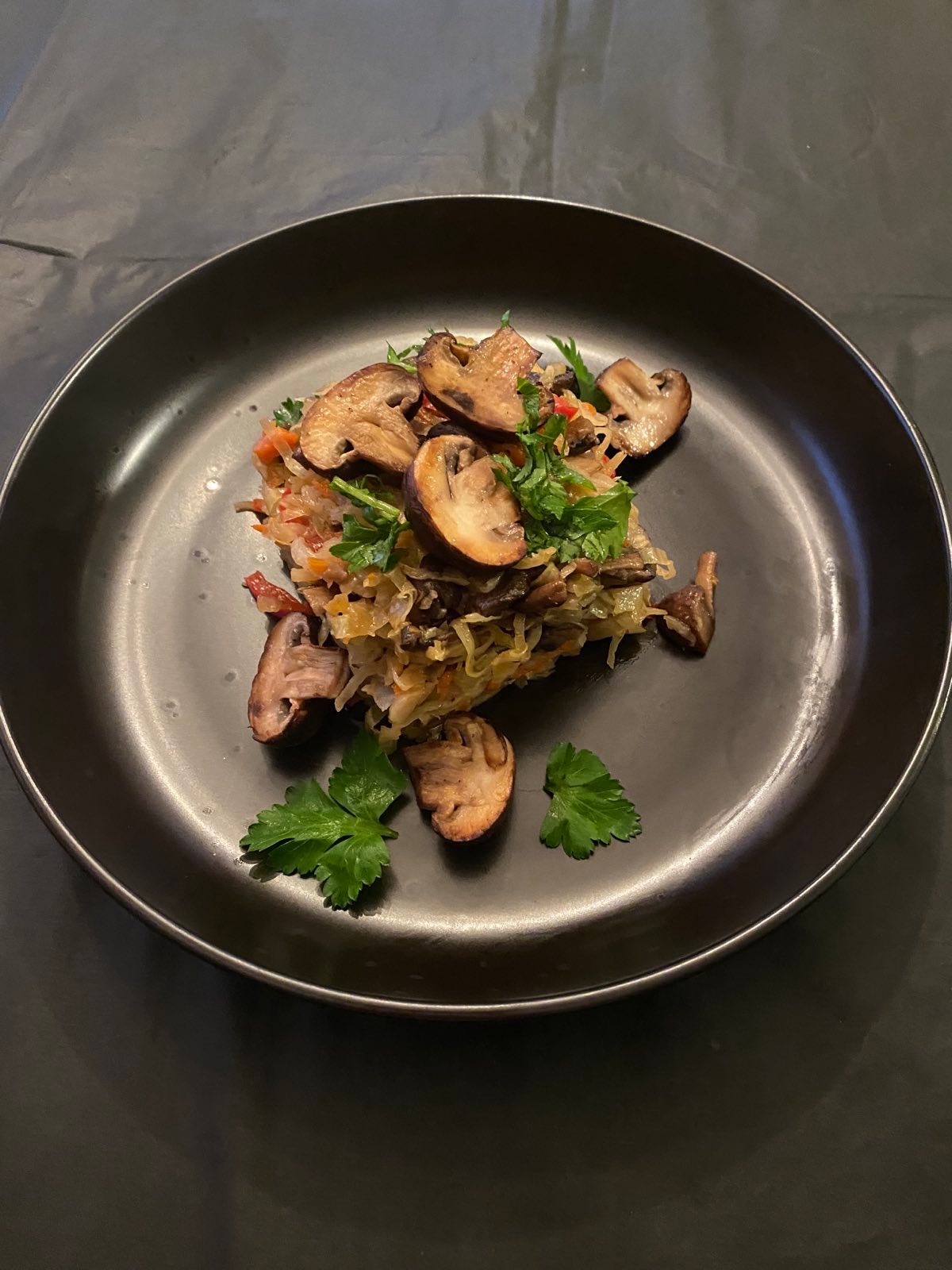 Cabbage stew with mushrooms