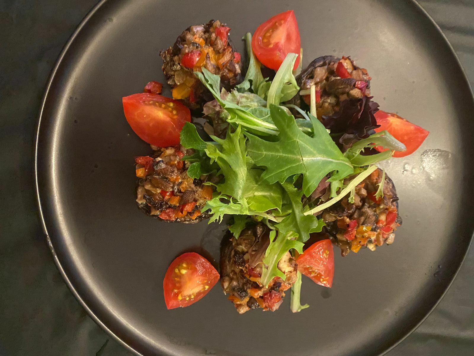 Mushrooms stuffed<br>with vegetables