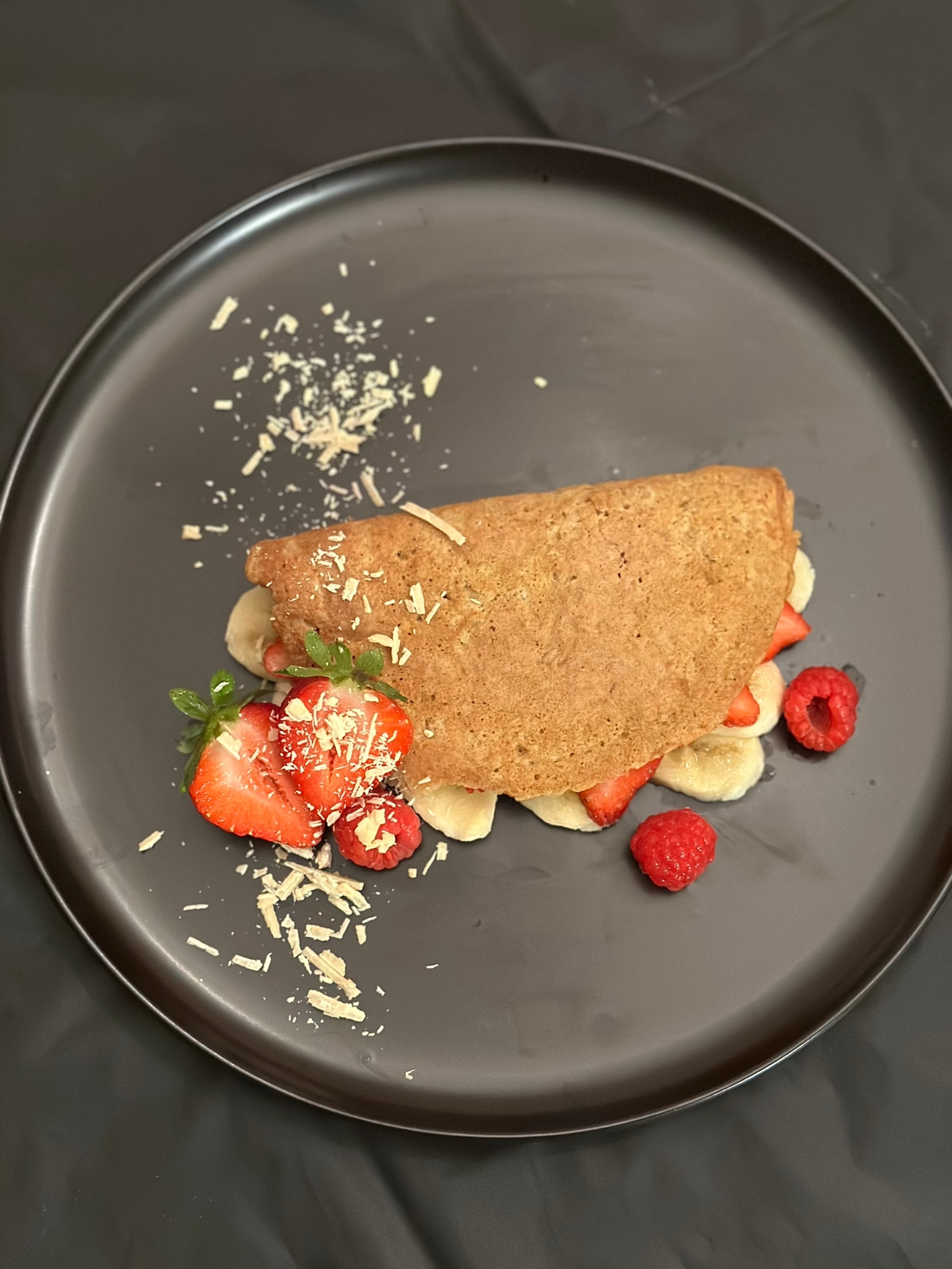 Oatmeal pancake<br>with fruits